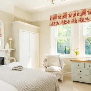 The Firs 4*, Bath United Kingdom