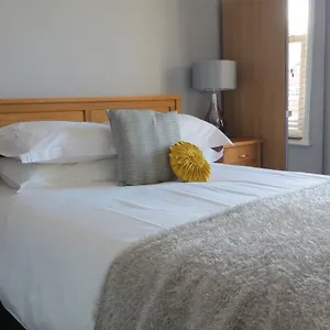  Guest house Hudsons